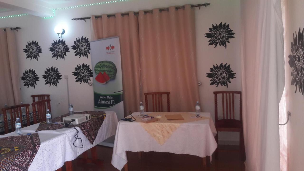 Kigezi Gardens Inn Kabale Exteriér fotografie